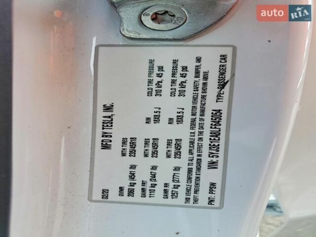 Білий Тесла Модель 3, об'ємом двигуна 0 л та пробігом 62 тис. км за 3000 $, фото 11 на Automoto.ua