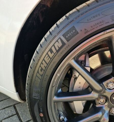 Белый Тесла Модель 3, объемом двигателя 0 л и пробегом 85 тыс. км за 15000 $, фото 45 на Automoto.ua