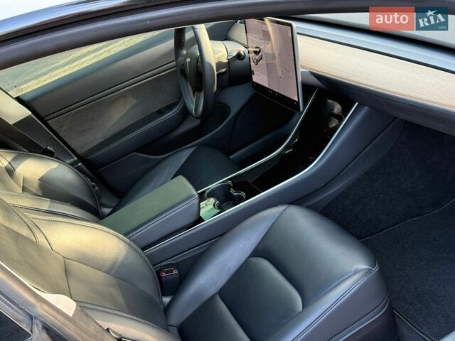 Білий Тесла Модель 3, об'ємом двигуна 0 л та пробігом 89 тис. км за 19900 $, фото 44 на Automoto.ua