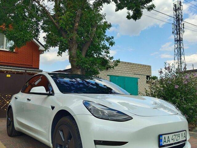Белый Тесла Модель 3, объемом двигателя 0 л и пробегом 73 тыс. км за 20500 $, фото 25 на Automoto.ua