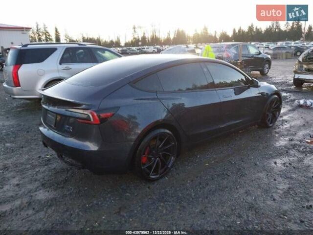 Белый Тесла Модель 3, объемом двигателя 1.98 л и пробегом 22 тыс. км за 16000 $, фото 9 на Automoto.ua