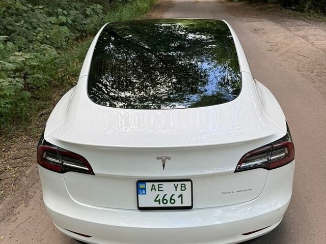 Білий Тесла Модель 3, об'ємом двигуна 0 л та пробігом 79 тис. км за 17900 $, фото 6 на Automoto.ua