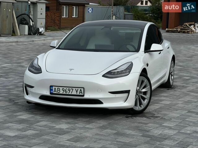 Білий Тесла Модель 3, об'ємом двигуна 0 л та пробігом 81 тис. км за 16500 $, фото 4 на Automoto.ua