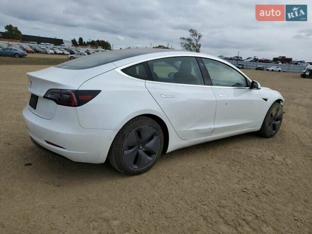 Білий Тесла Модель 3, об'ємом двигуна 0 л та пробігом 42 тис. км за 2900 $, фото 2 на Automoto.ua