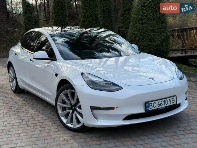 Білий Тесла Модель 3, об'ємом двигуна 0 л та пробігом 89 тис. км за 19900 $, фото 1 на Automoto.ua