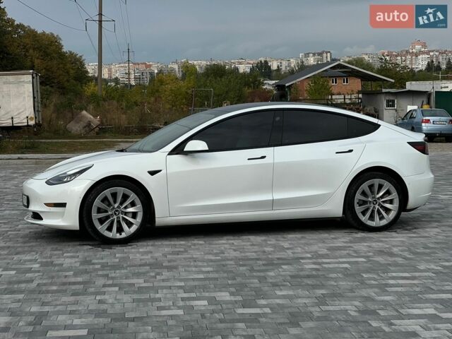 Білий Тесла Модель 3, об'ємом двигуна 0 л та пробігом 81 тис. км за 16500 $, фото 9 на Automoto.ua