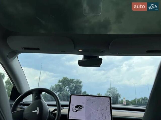 Білий Тесла Модель 3, об'ємом двигуна 0 л та пробігом 96 тис. км за 19900 $, фото 9 на Automoto.ua