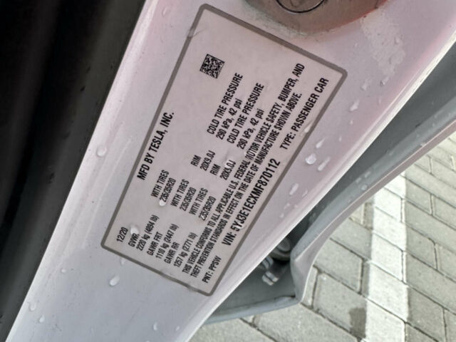 Белый Тесла Модель 3, объемом двигателя 0 л и пробегом 77 тыс. км за 28999 $, фото 33 на Automoto.ua