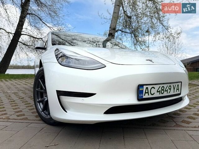 Белый Тесла Модель 3, объемом двигателя 0 л и пробегом 90 тыс. км за 19500 $, фото 2 на Automoto.ua