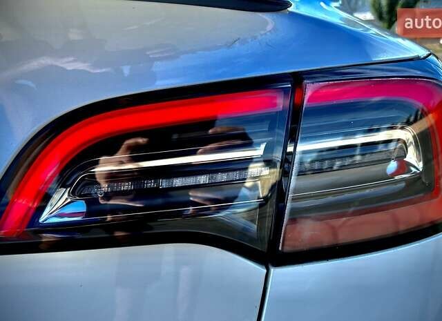 Тесла Модель 3 2020 в Киеве на Automoto.ua Белый Тесла Модель 3, объемом двигателя 0 л и пробегом 171 тыс. км за 19999 $, фото 8 на Automoto.ua