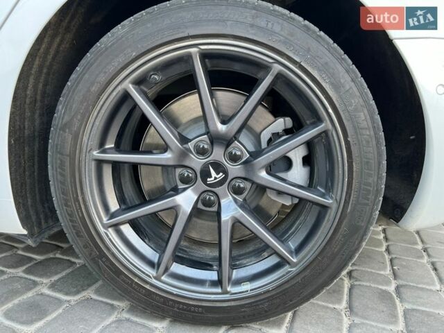 Білий Тесла Модель 3, об'ємом двигуна 0 л та пробігом 20 тис. км за 18200 $, фото 62 на Automoto.ua