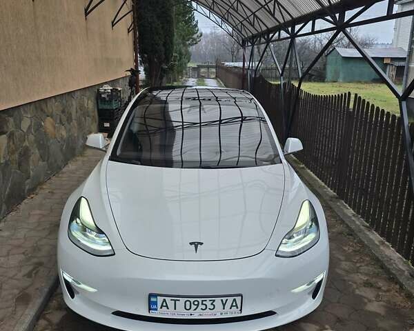Белый Тесла Модель 3, объемом двигателя 0 л и пробегом 91 тыс. км за 17499 $, фото 8 на Automoto.ua