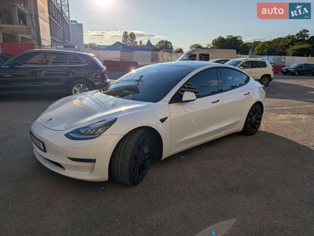 Білий Тесла Модель 3, об'ємом двигуна 0 л та пробігом 91 тис. км за 23000 $, фото 1 на Automoto.ua