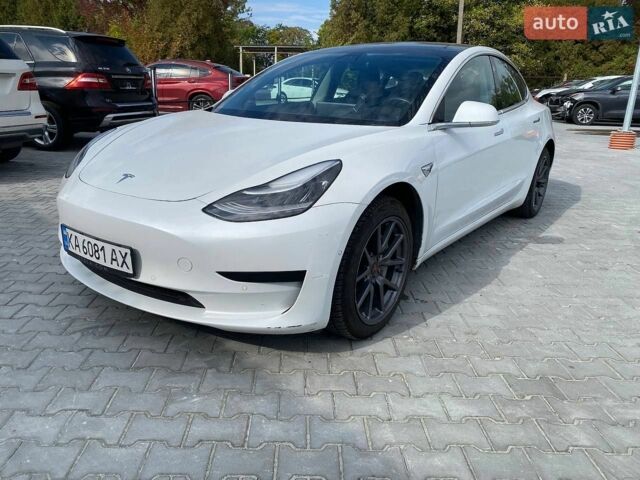Білий Тесла Модель 3, об'ємом двигуна 0 л та пробігом 182 тис. км за 15900 $, фото 2 на Automoto.ua