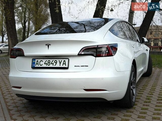 Белый Тесла Модель 3, объемом двигателя 0 л и пробегом 90 тыс. км за 19500 $, фото 22 на Automoto.ua