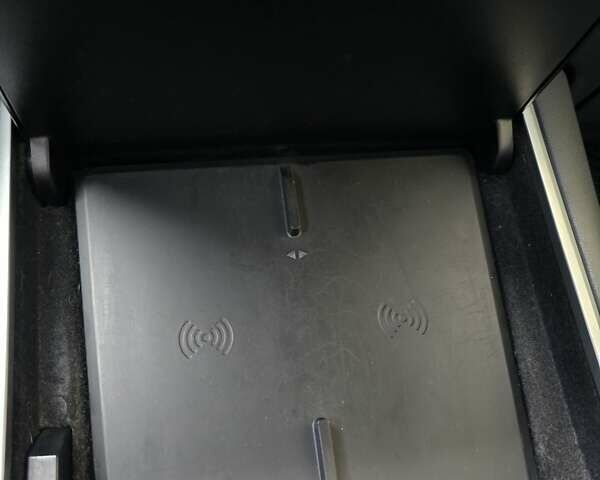 Белый Тесла Модель 3, объемом двигателя 0 л и пробегом 91 тыс. км за 17499 $, фото 28 на Automoto.ua