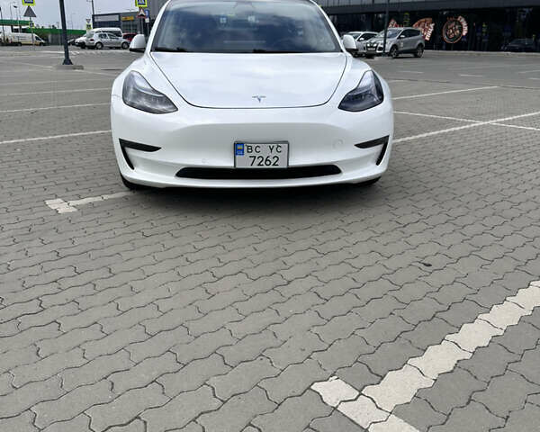 Білий Тесла Модель 3, об'ємом двигуна 0 л та пробігом 108 тис. км за 22000 $, фото 4 на Automoto.ua