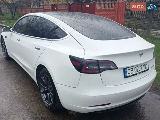 Білий Тесла Модель 3, об'ємом двигуна 0 л та пробігом 86 тис. км за 17500 $, фото 3 на Automoto.ua