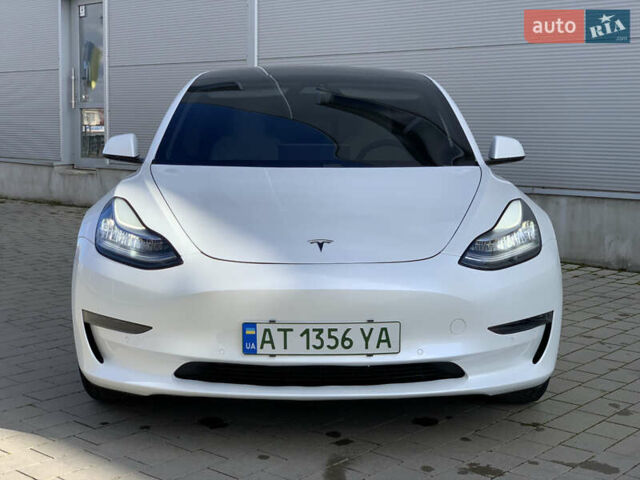 Тесла Модель 3 2020 у Івано-Франківську на Automoto.ua Білий Тесла Модель 3, об'ємом двигуна 0 л та пробігом 145 тис. км за 14850 $, фото 33 на Automoto.ua