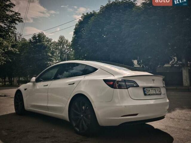 Белый Тесла Модель 3, объемом двигателя 0 л и пробегом 105 тыс. км за 21000 $, фото 12 на Automoto.ua