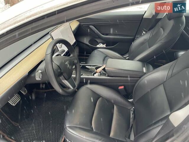 Белый Тесла Модель 3, объемом двигателя 0 л и пробегом 84 тыс. км за 20500 $, фото 10 на Automoto.ua