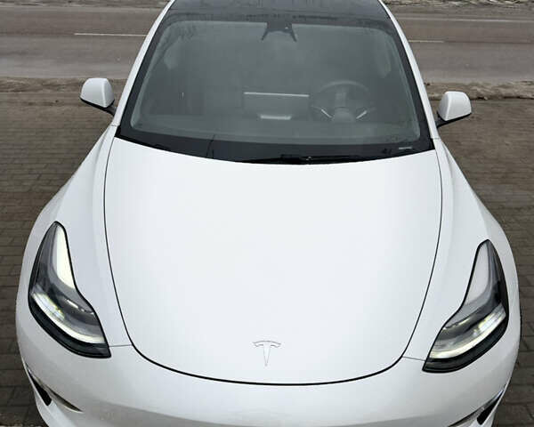 Білий Тесла Модель 3, об'ємом двигуна 0 л та пробігом 115 тис. км за 19999 $, фото 39 на Automoto.ua