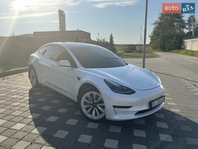 Белый Тесла Модель 3, объемом двигателя 0 л и пробегом 85 тыс. км за 20500 $, фото 2 на Automoto.ua