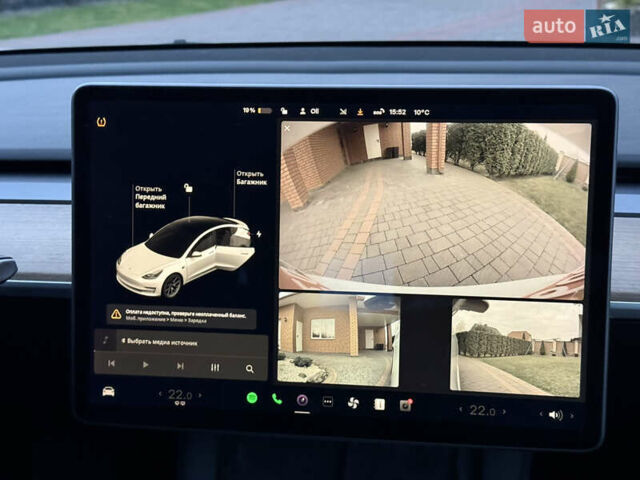 Білий Тесла Модель 3, об'ємом двигуна 0 л та пробігом 166 тис. км за 14900 $, фото 36 на Automoto.ua