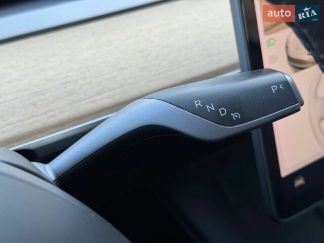 Білий Тесла Модель 3, об'ємом двигуна 0 л та пробігом 185 тис. км за 16500 $, фото 39 на Automoto.ua