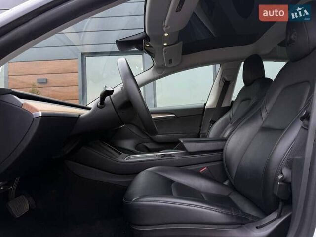 Білий Тесла Модель 3, об'ємом двигуна 0 л та пробігом 185 тис. км за 13900 $, фото 24 на Automoto.ua