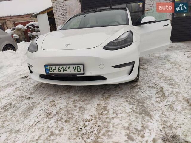 Белый Тесла Модель 3, объемом двигателя 0 л и пробегом 39 тыс. км за 18100 $, фото 11 на Automoto.ua