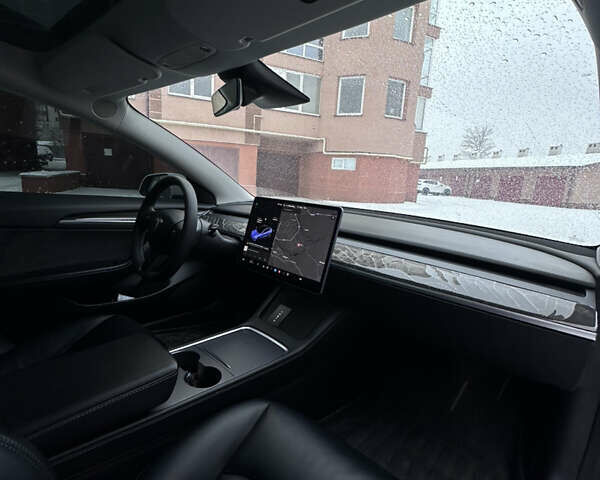 Білий Тесла Модель 3, об'ємом двигуна 0 л та пробігом 119 тис. км за 24999 $, фото 8 на Automoto.ua