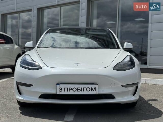 Белый Тесла Модель 3, объемом двигателя 0 л и пробегом 37 тыс. км за 22999 $, фото 1 на Automoto.ua