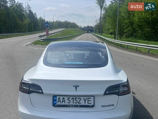 Белый Тесла Модель 3, объемом двигателя 0 л и пробегом 96 тыс. км за 17300 $, фото 11 на Automoto.ua