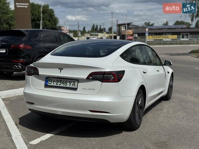 Белый Тесла Модель 3, объемом двигателя 0 л и пробегом 37 тыс. км за 22999 $, фото 4 на Automoto.ua