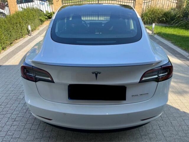 Білий Тесла Модель 3, об'ємом двигуна 0 л та пробігом 68 тис. км за 11700 $, фото 7 на Automoto.ua