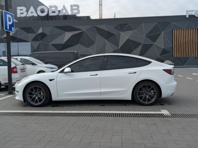 Тесла Модель 3 2021 в Луцке на Automoto.ua Белый Тесла Модель 3, объемом двигателя 0 л и пробегом 170 тыс. км за 17000 $, фото 23 на Automoto.ua