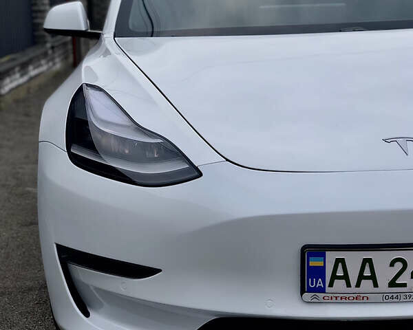 Білий Тесла Модель 3, об'ємом двигуна 0 л та пробігом 3 тис. км за 24000 $, фото 5 на Automoto.ua
