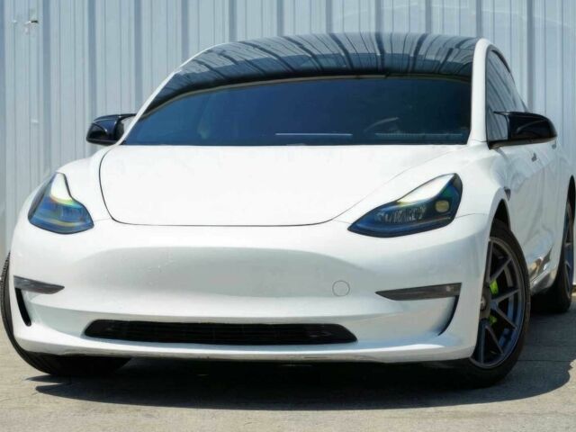 Білий Тесла Модель 3, об'ємом двигуна 0 л та пробігом 14 тис. км за 8200 $, фото 2 на Automoto.ua