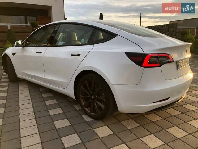 Белый Тесла Модель 3, объемом двигателя 0 л и пробегом 105 тыс. км за 16950 $, фото 30 на Automoto.ua
