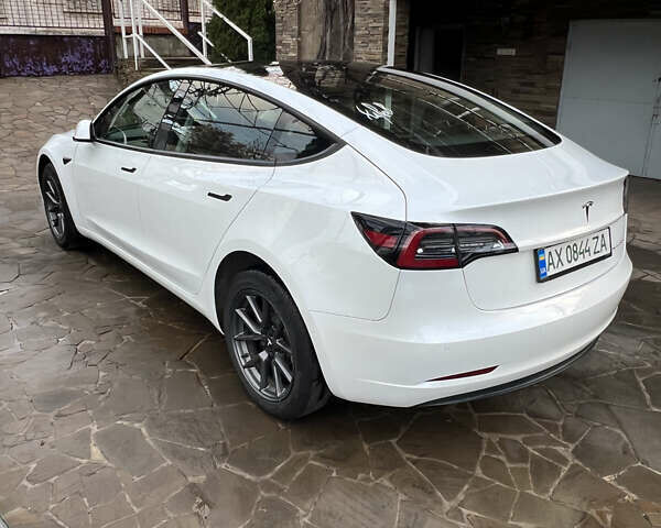 Білий Тесла Модель 3, об'ємом двигуна 0 л та пробігом 57 тис. км за 23000 $, фото 8 на Automoto.ua