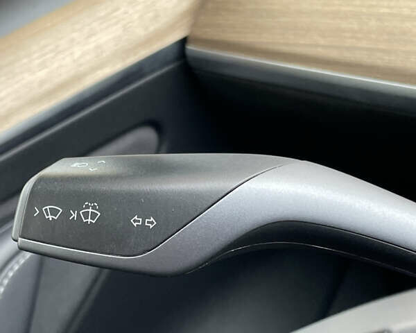 Белый Тесла Модель 3, объемом двигателя 0 л и пробегом 145 тыс. км за 20500 $, фото 13 на Automoto.ua