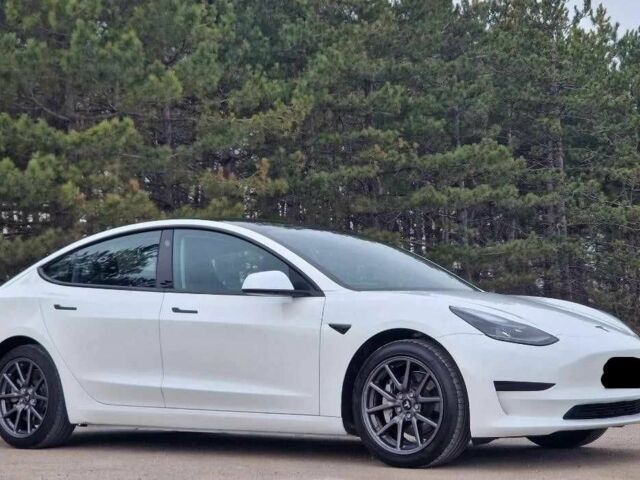 Білий Тесла Модель 3, об'ємом двигуна 0 л та пробігом 90 тис. км за 10165 $, фото 5 на Automoto.ua