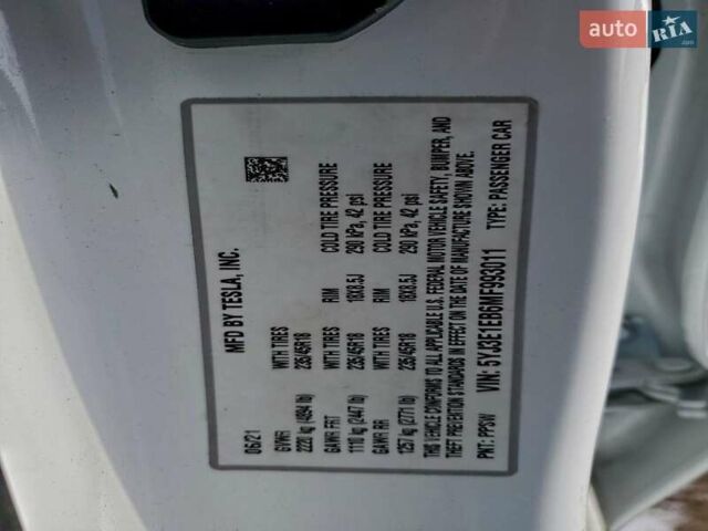 Білий Тесла Модель 3, об'ємом двигуна 0 л та пробігом 55 тис. км за 4900 $, фото 11 на Automoto.ua