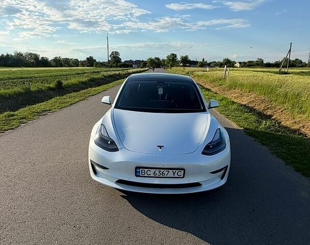 Білий Тесла Модель 3, об'ємом двигуна 0 л та пробігом 94 тис. км за 20300 $, фото 7 на Automoto.ua