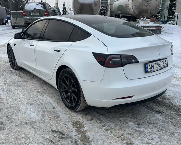 Білий Тесла Модель 3, об'ємом двигуна 0 л та пробігом 145 тис. км за 16500 $, фото 4 на Automoto.ua