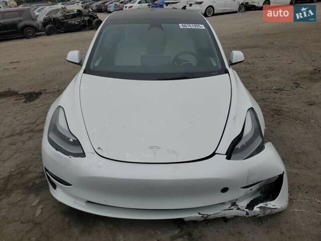 Тесла Модель 3 2021 у Луцьку на Automoto.ua Білий Тесла Модель 3, об'ємом двигуна 0 л та пробігом 28 тис. км за 13900 $, фото 2 на Automoto.ua