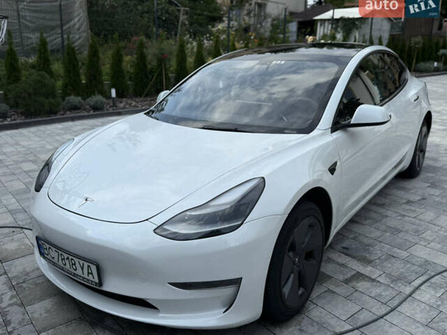 Білий Тесла Модель 3, об'ємом двигуна 0 л та пробігом 32 тис. км за 26900 $, фото 18 на Automoto.ua