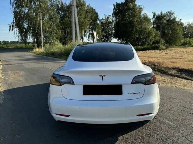 Білий Тесла Модель 3, об'ємом двигуна 0 л та пробігом 71 тис. км за 15000 $, фото 6 на Automoto.ua