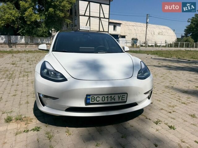 Білий Тесла Модель 3, об'ємом двигуна 0 л та пробігом 80 тис. км за 15990 $, фото 9 на Automoto.ua